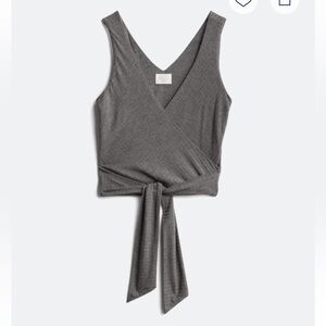 Dee Elly Callista sleeveless wrap crop top